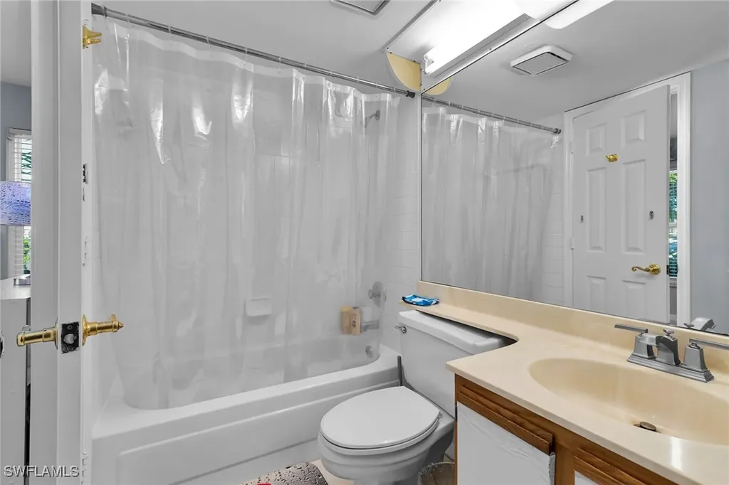 1385 Mainsail Drive Naples FL 34114