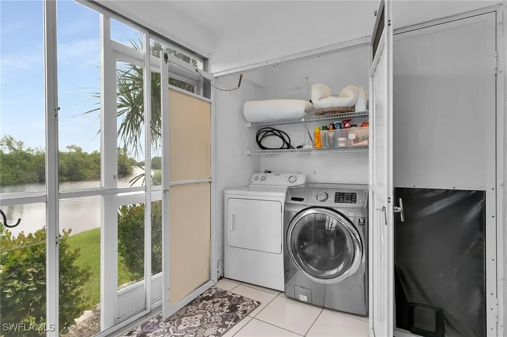 1385 Mainsail Drive Naples FL 34114