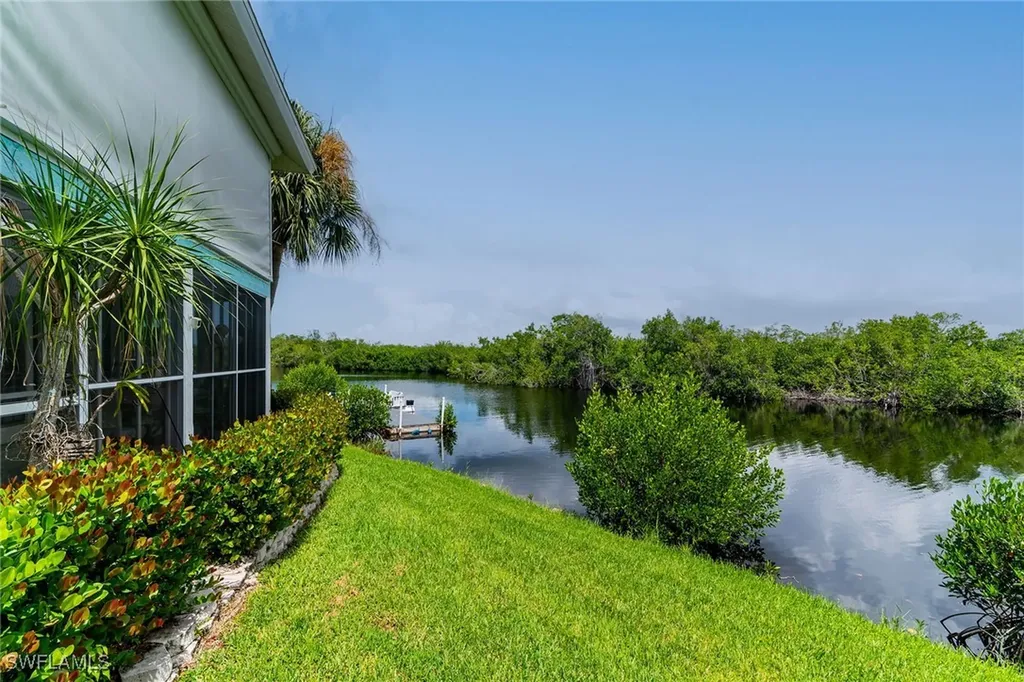 1385 Mainsail Drive Naples FL 34114