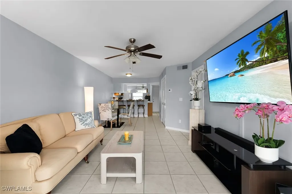 1385 Mainsail Drive Naples FL 34114