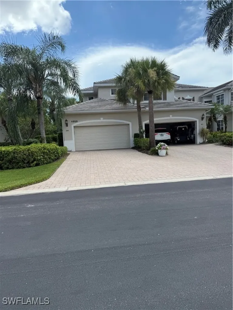 4959 Shaker Heights Court Naples FL 34112