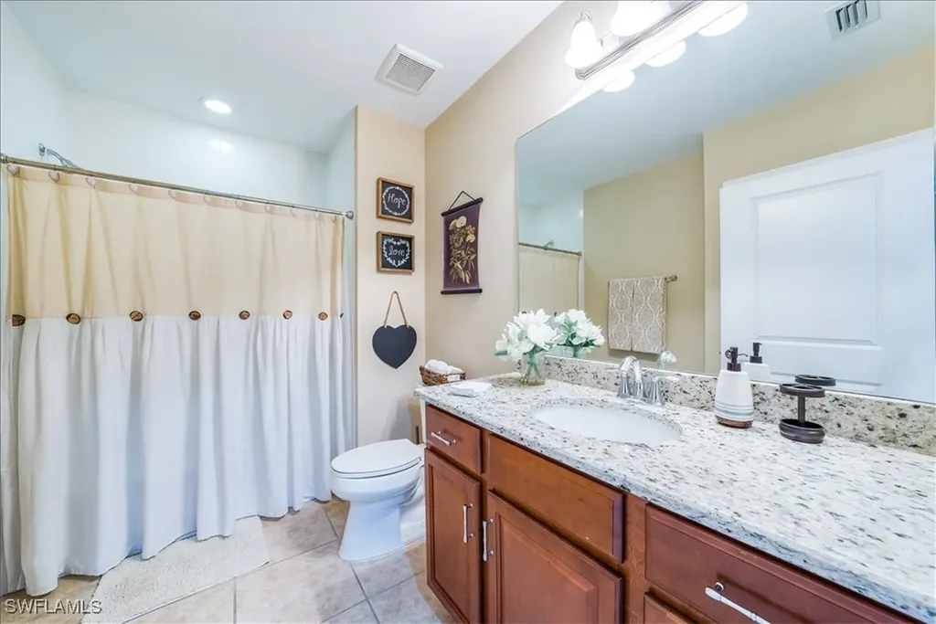 15144 Palmer Lake Circle Naples FL 34109