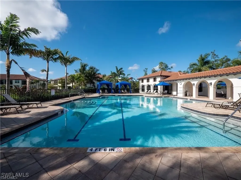 15144 Palmer Lake Circle Naples FL 34109