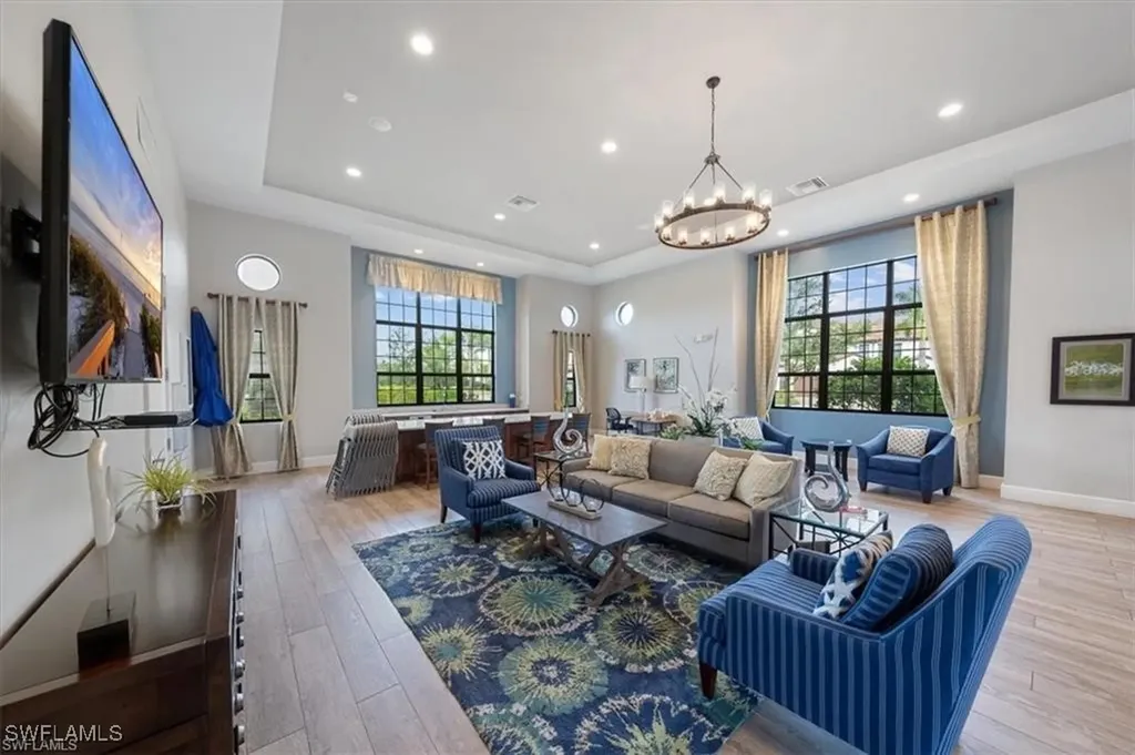 15144 Palmer Lake Circle Naples FL 34109
