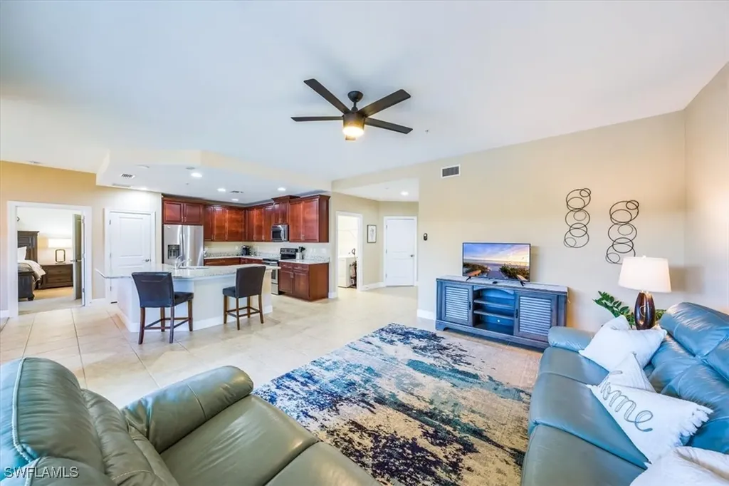 15144 Palmer Lake Circle Naples FL 34109