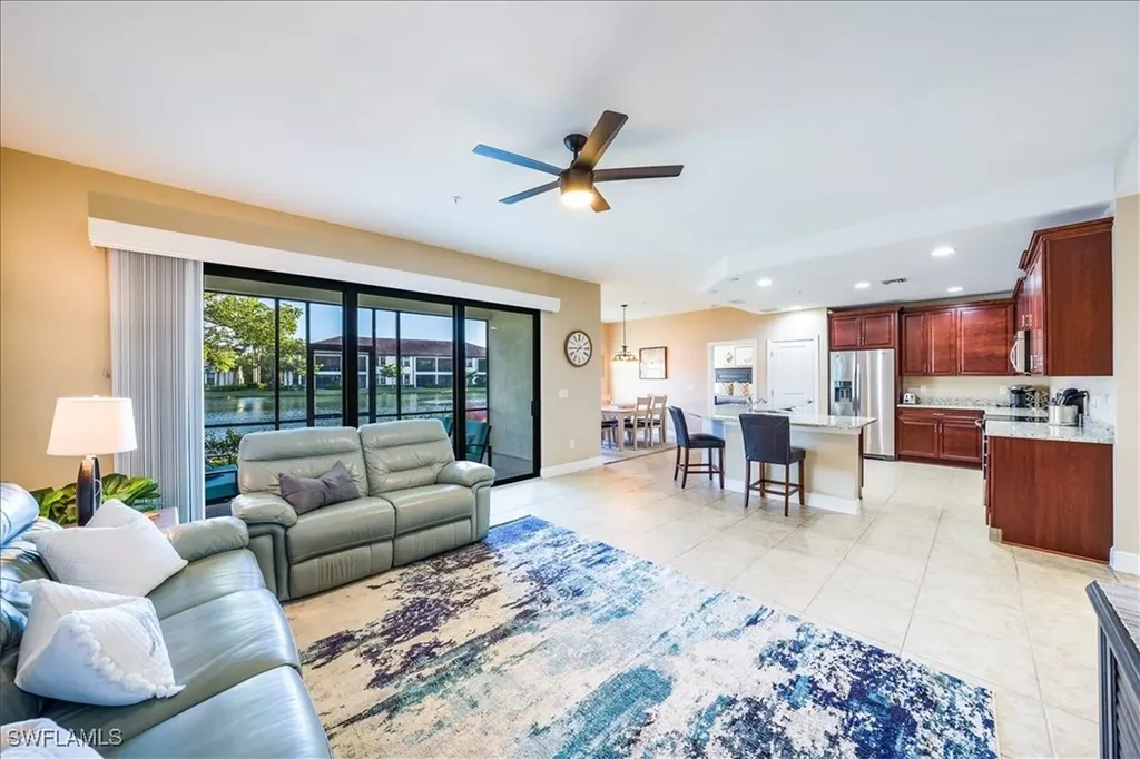 15144 Palmer Lake Circle Naples FL 34109