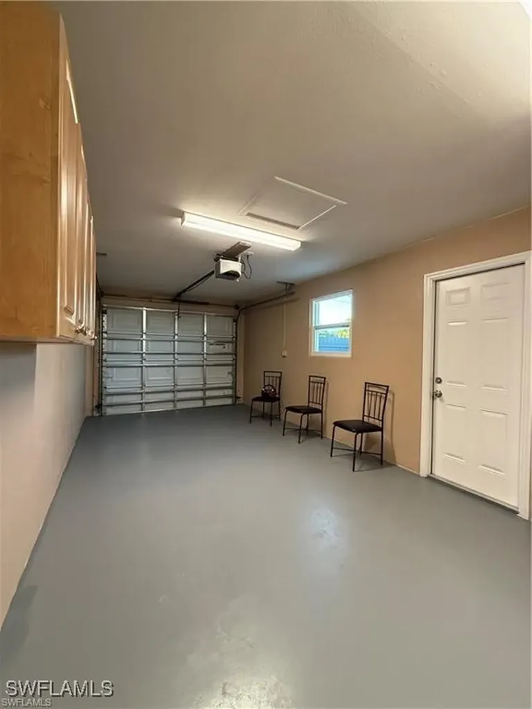 141 Schneider Drive Fort Myers FL 33905