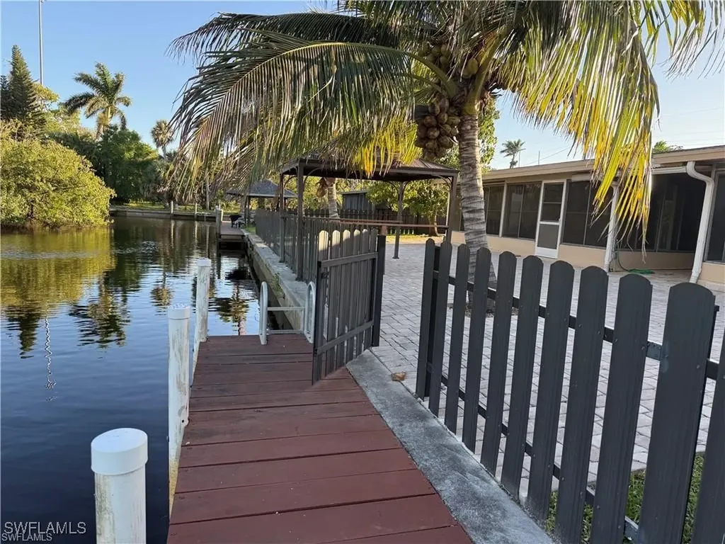 141 Schneider Drive Fort Myers FL 33905