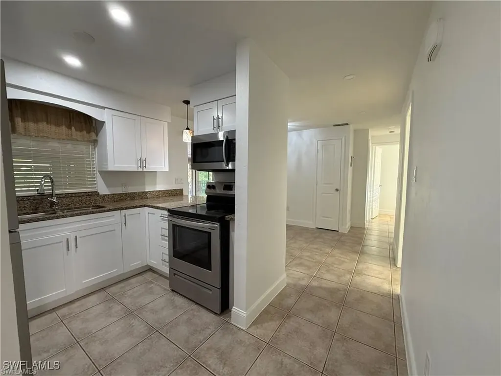 141 Schneider Drive Fort Myers FL 33905
