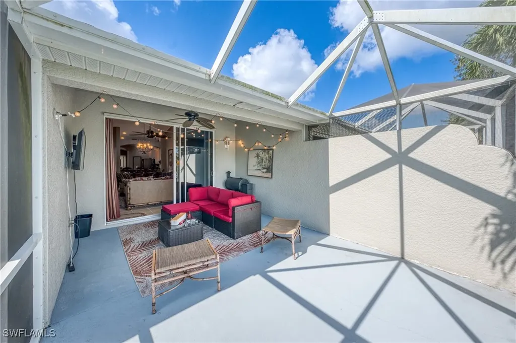 6239 Mandalay Circle Naples FL 34112