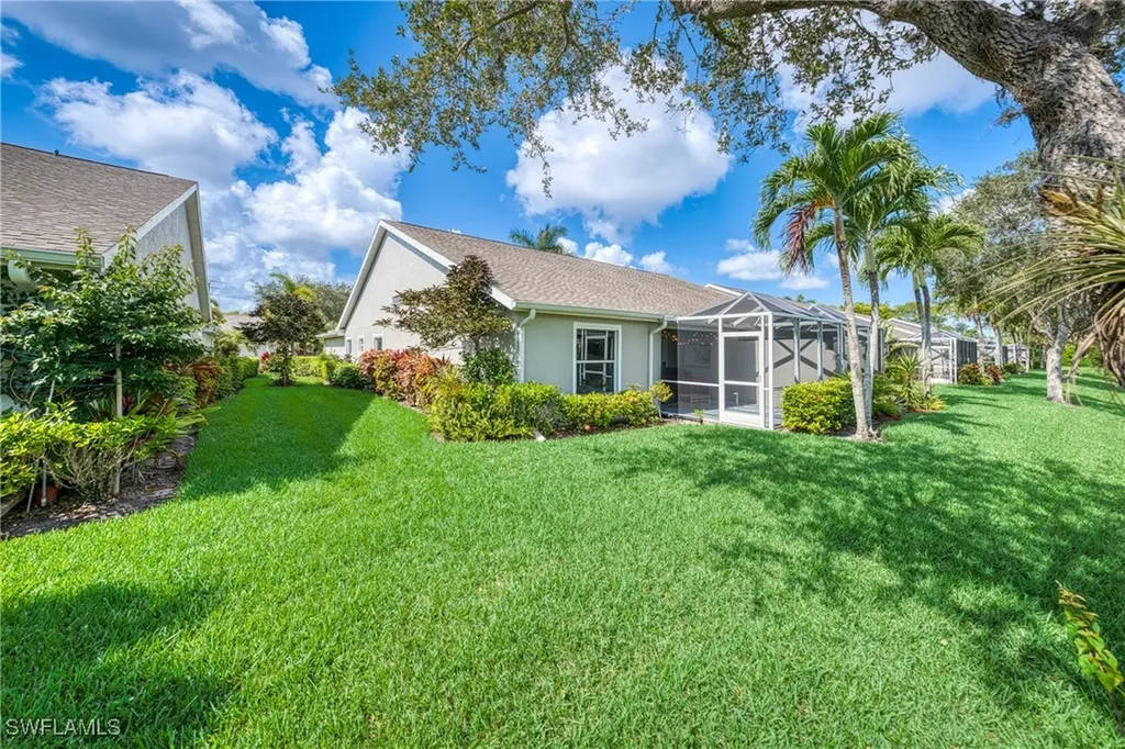 6239 Mandalay Circle Naples FL 34112