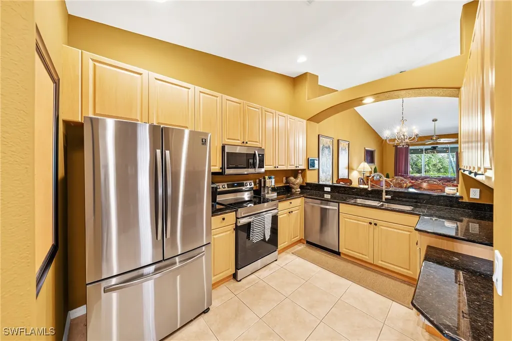 6239 Mandalay Circle Naples FL 34112