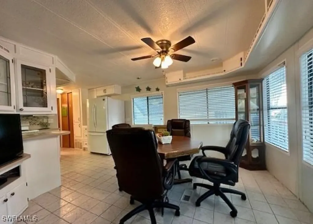 433 Cheetah Drive Naples FL 34114