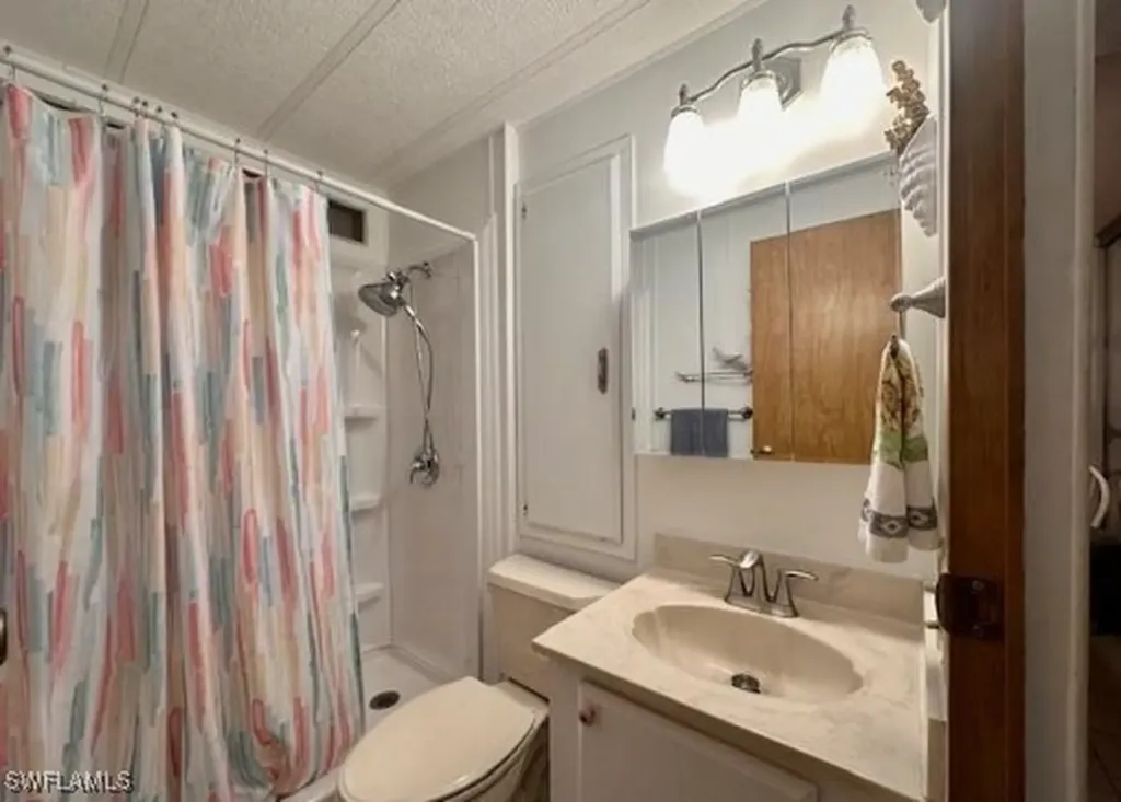 433 Cheetah Drive Naples FL 34114