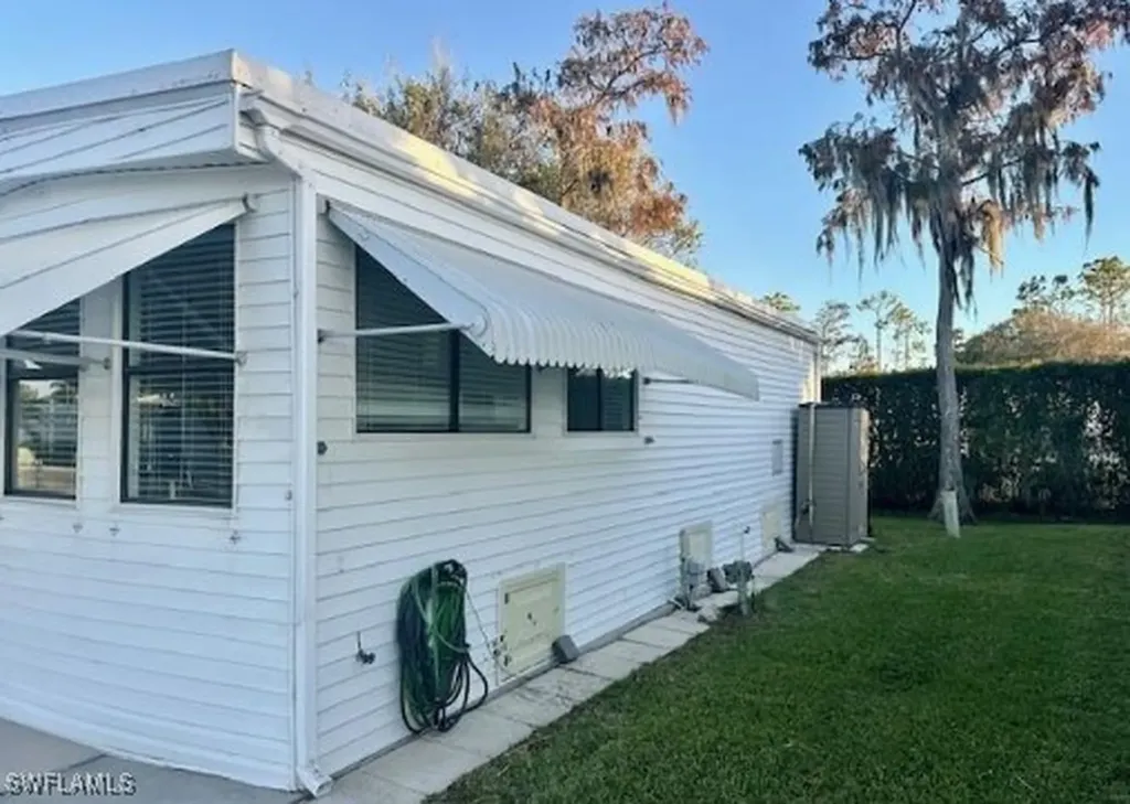 433 Cheetah Drive Naples FL 34114