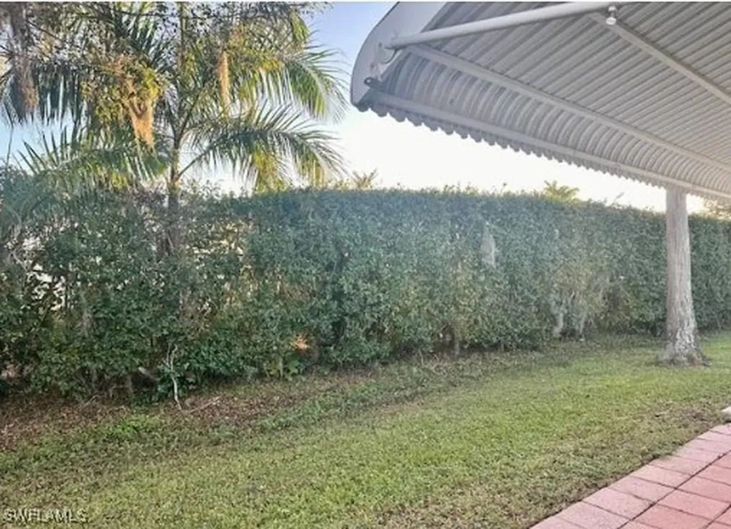 433 Cheetah Drive Naples FL 34114