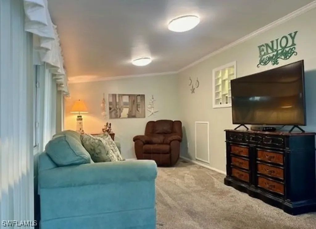 433 Cheetah Drive Naples FL 34114