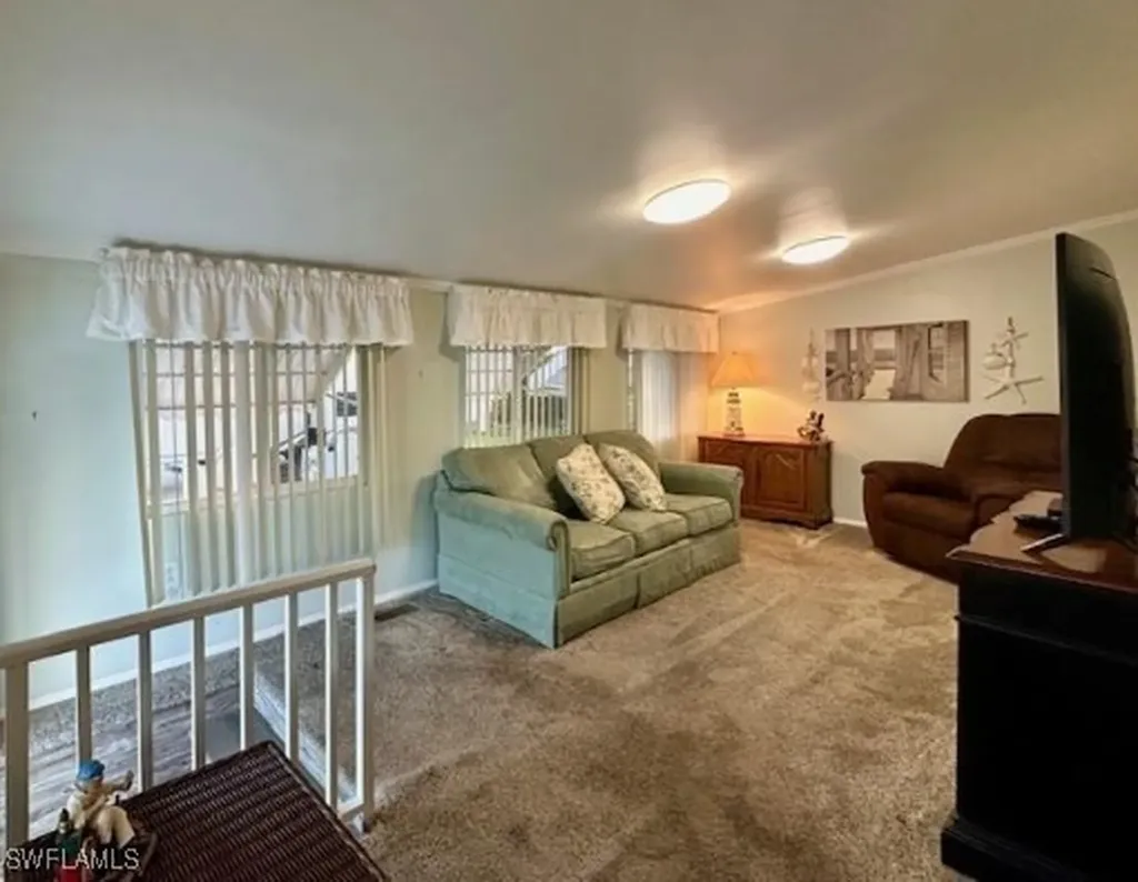 433 Cheetah Drive Naples FL 34114