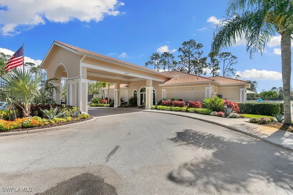 5045 Cedar Springs Drive Naples FL 34110