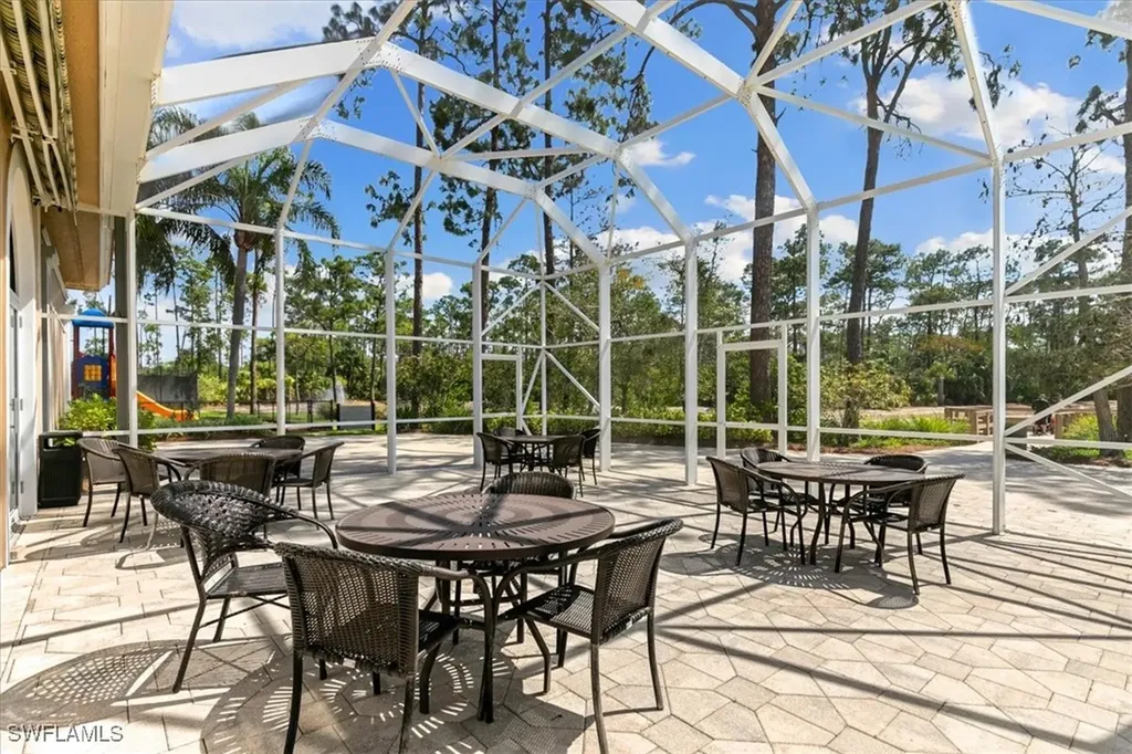 5045 Cedar Springs Drive Naples FL 34110