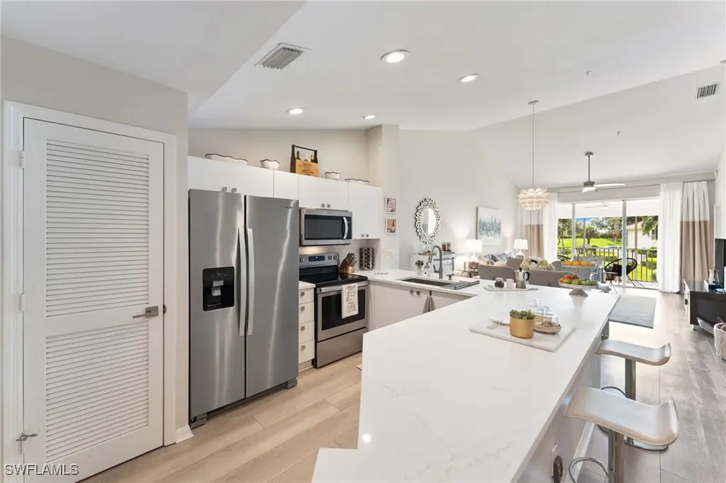 5045 Cedar Springs Drive Naples FL 34110
