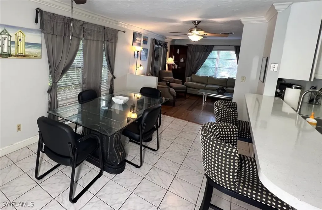 690 95th Avenue N Naples FL 34108