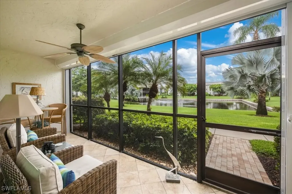 Naples FL, 788 Park Shore Drive, Unit F13