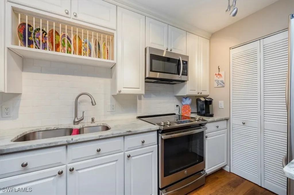 788 Park Shore Drive Naples FL 34103