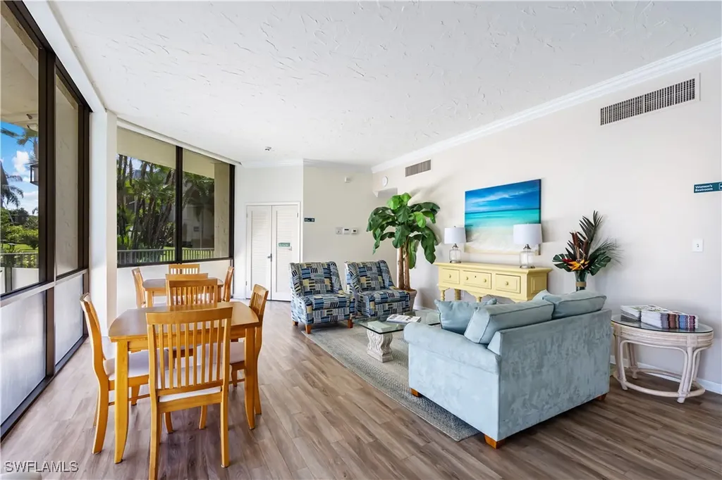 788 Park Shore Drive Naples FL 34103