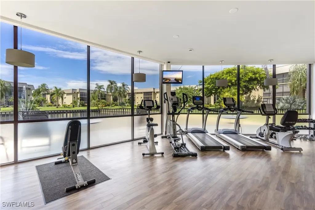 788 Park Shore Drive Naples FL 34103
