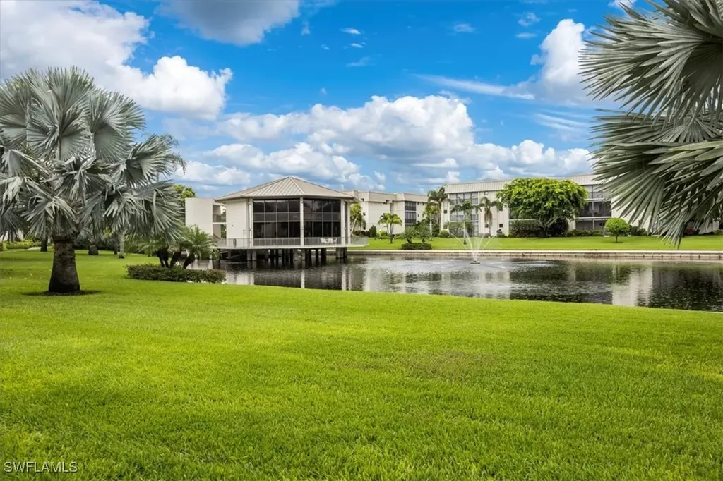 788 Park Shore Drive Naples FL 34103