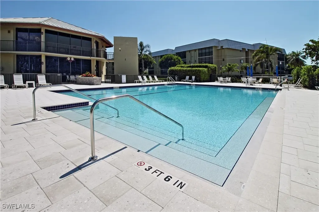 788 Park Shore Drive Naples FL 34103