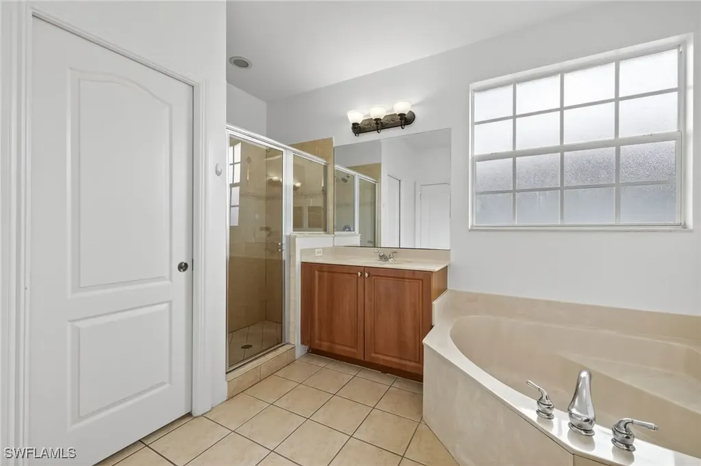 Naples FL 34119