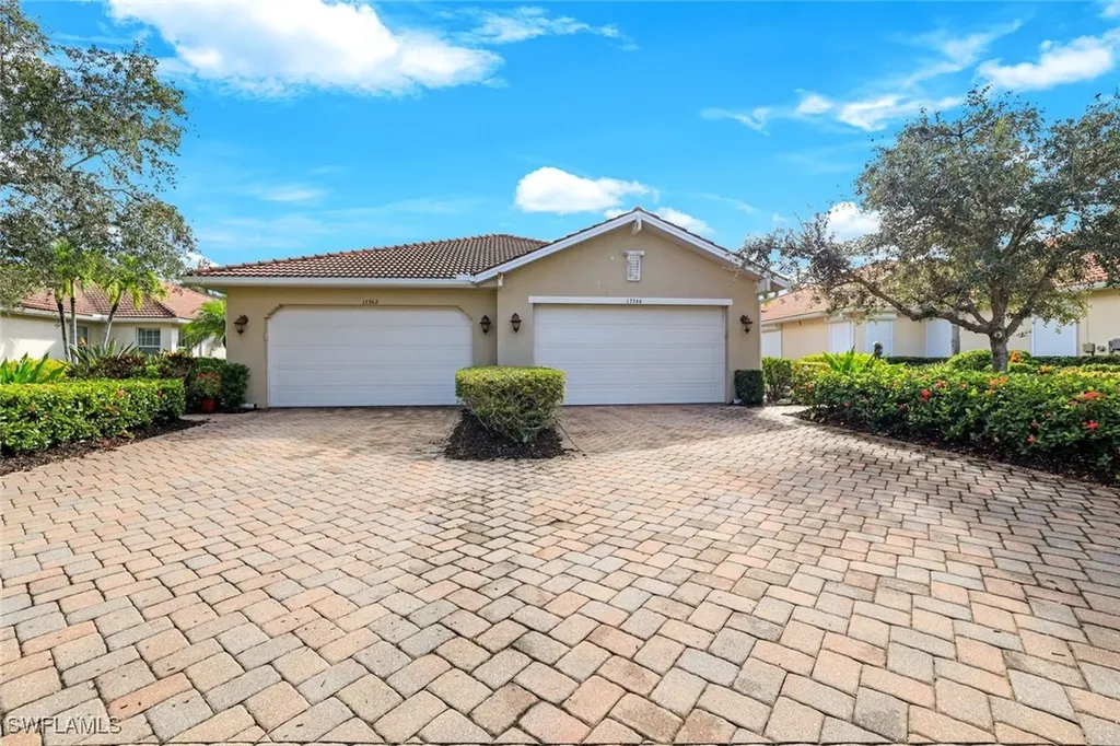 13366 Kent Street Naples FL 34109