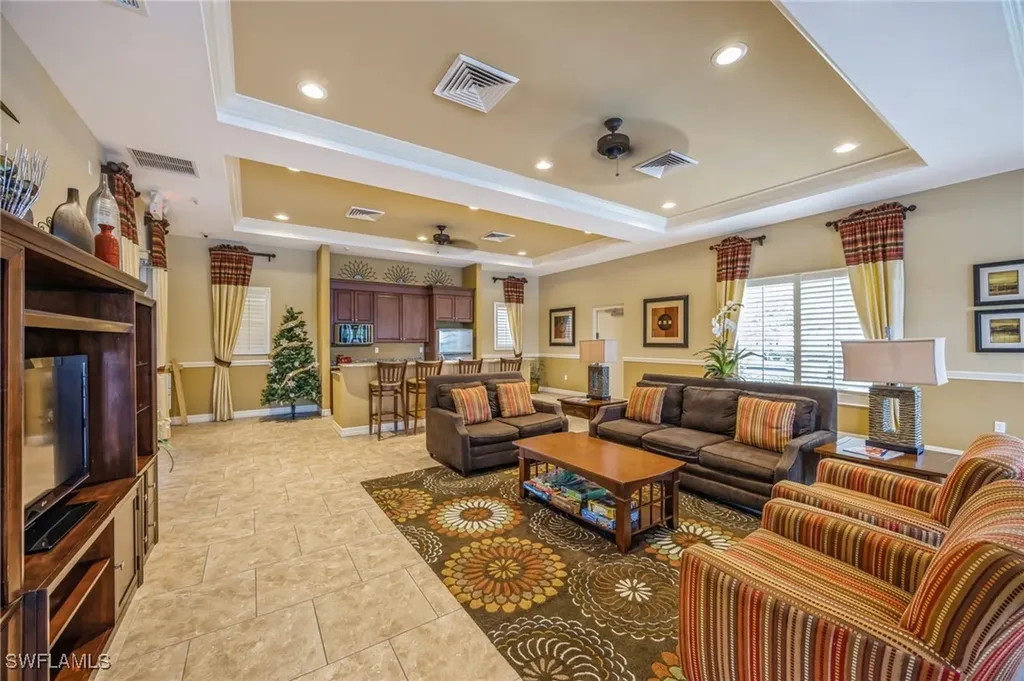 13366 Kent Street Naples FL 34109