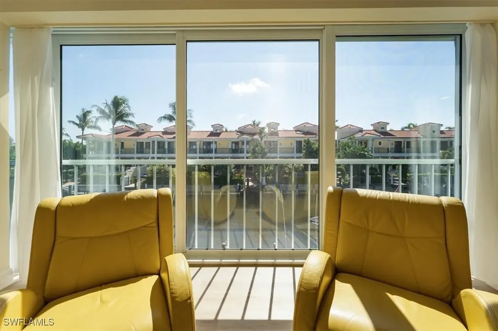 1125 Little Neck Court Naples FL 34102