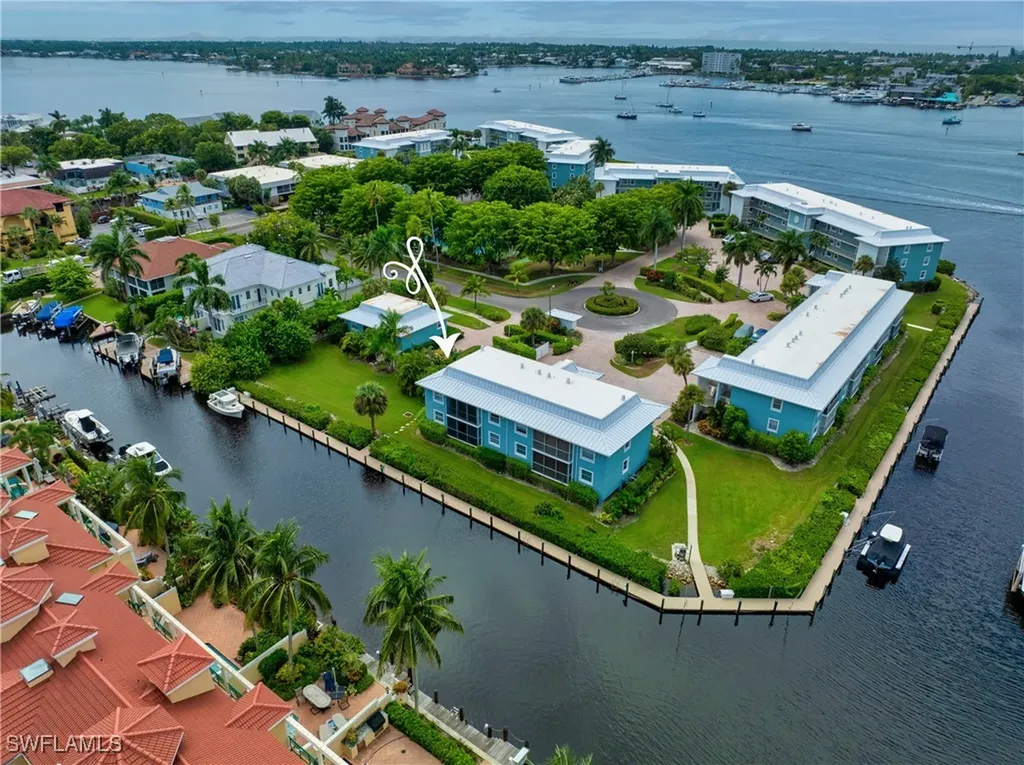 1125 Little Neck Court Naples FL 34102