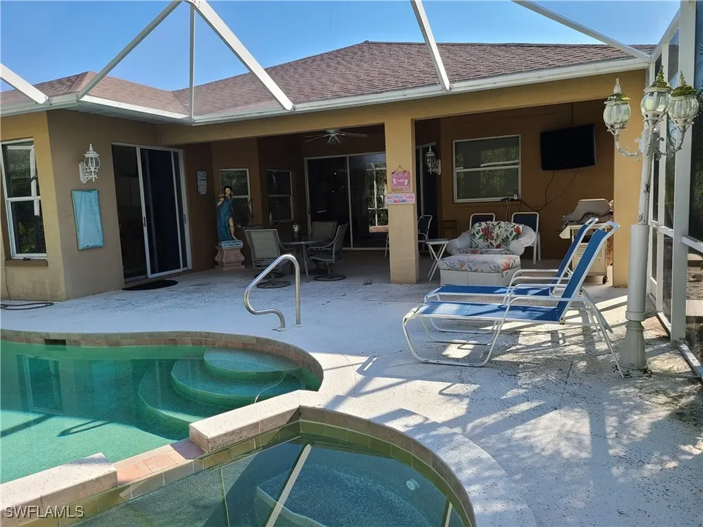 745 Crossfield Circle Naples FL 34104