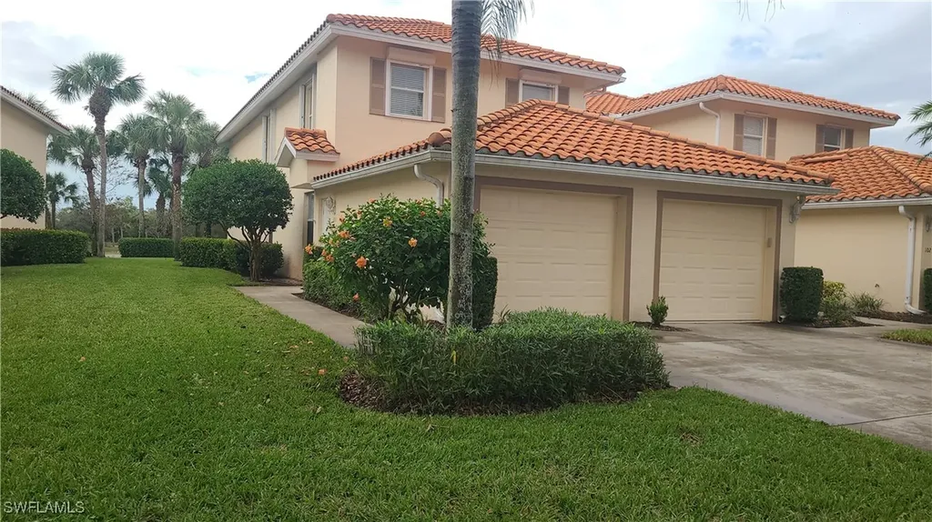 445 Robin Hood Circle Naples FL 34104