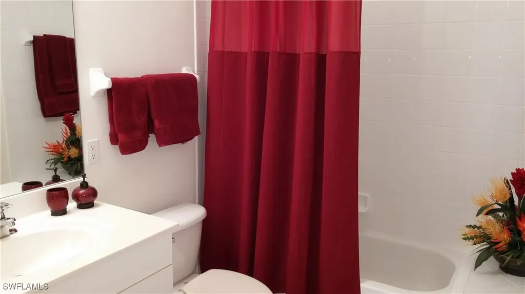 445 Robin Hood Circle Naples FL 34104