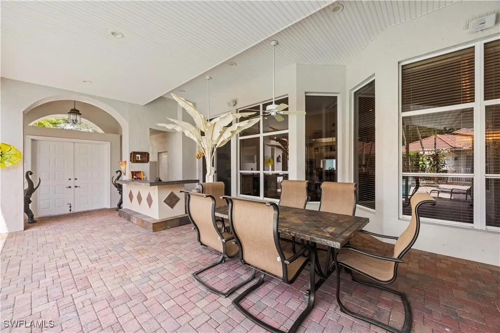 222 Monterey Drive Naples FL 34119