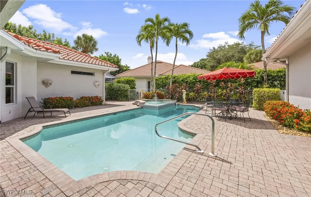 222 Monterey Drive Naples FL 34119
