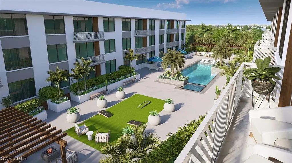 4936 Tamiami Trail E Naples FL 34113