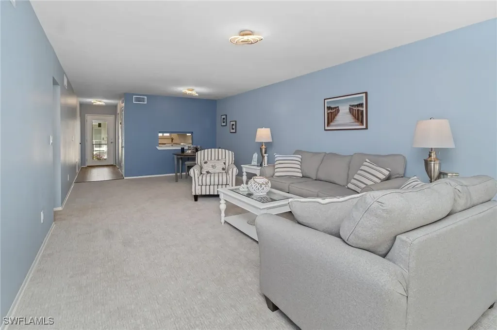 255 3rd Avenue S Naples FL 34102