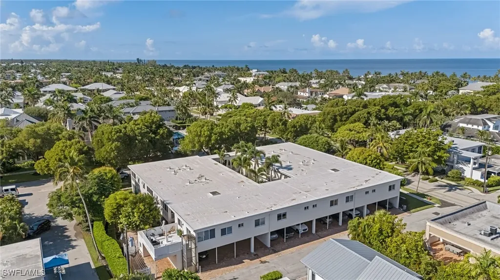 255 3rd Avenue S Naples FL 34102