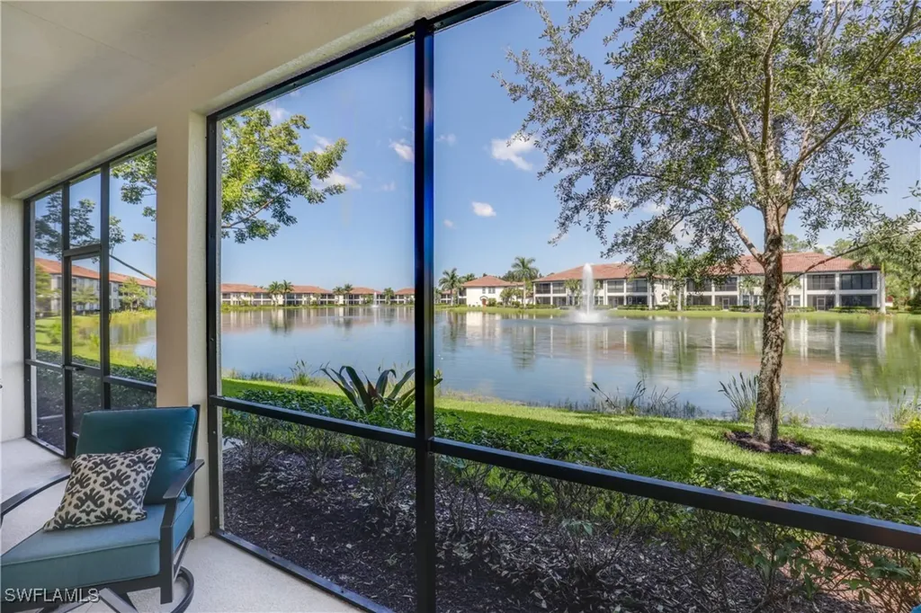 15145 Palmer Lake Circle Naples FL 34109