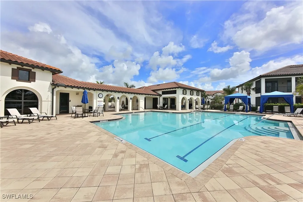 15145 Palmer Lake Circle Naples FL 34109