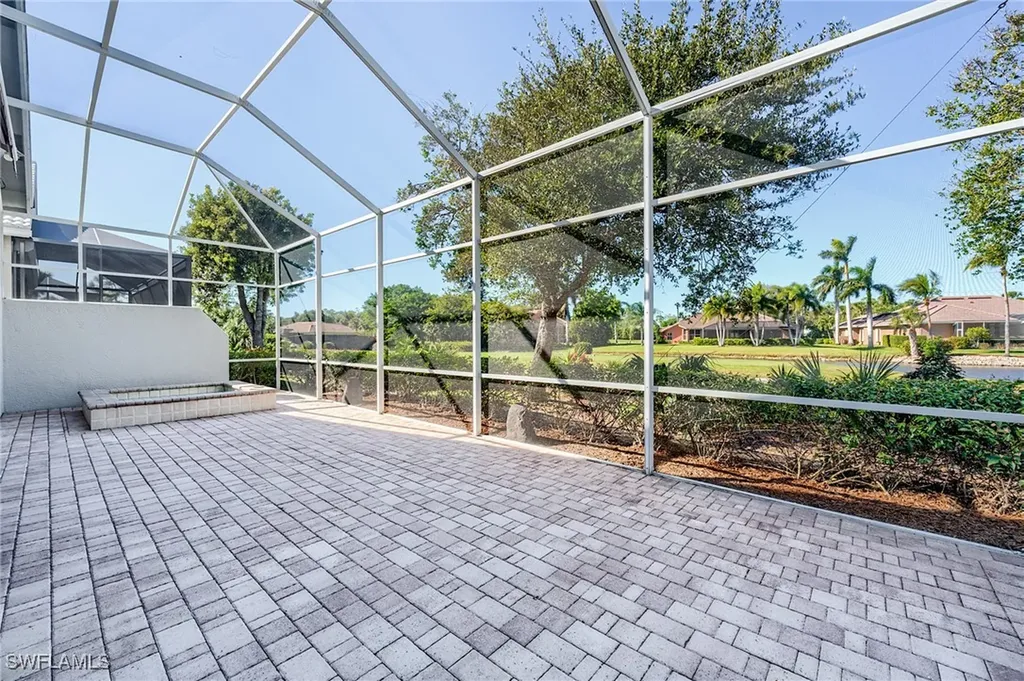 19319 Silver Oak Drive Estero FL 33967