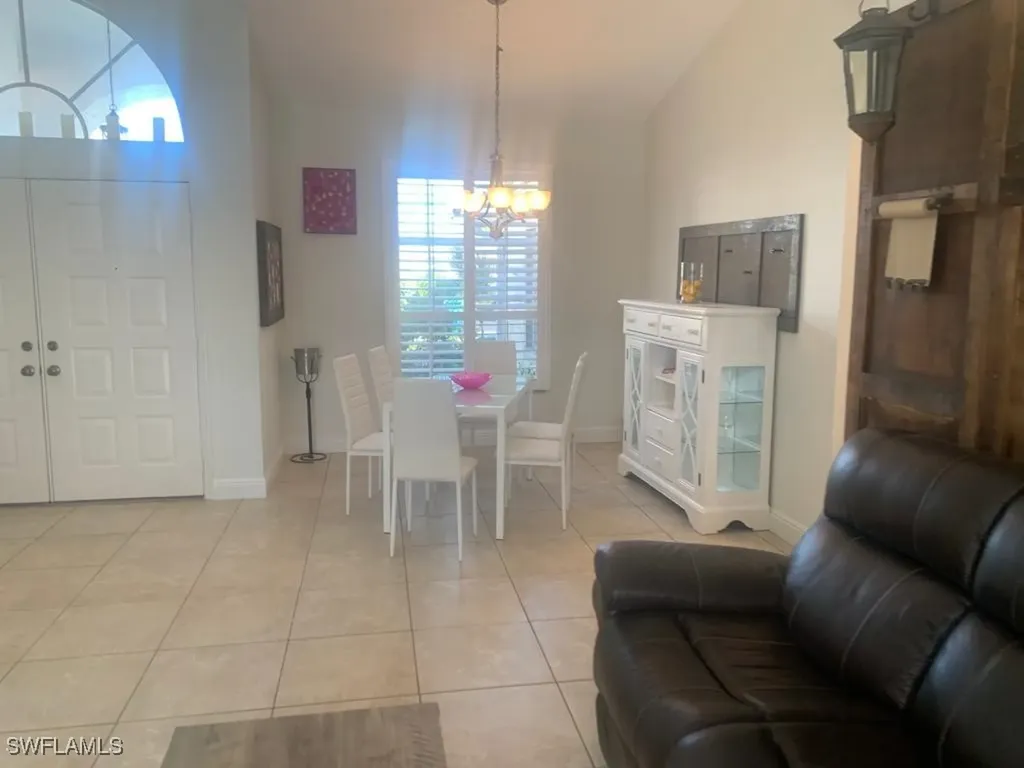 1499 Vintage Lane Naples FL 34104