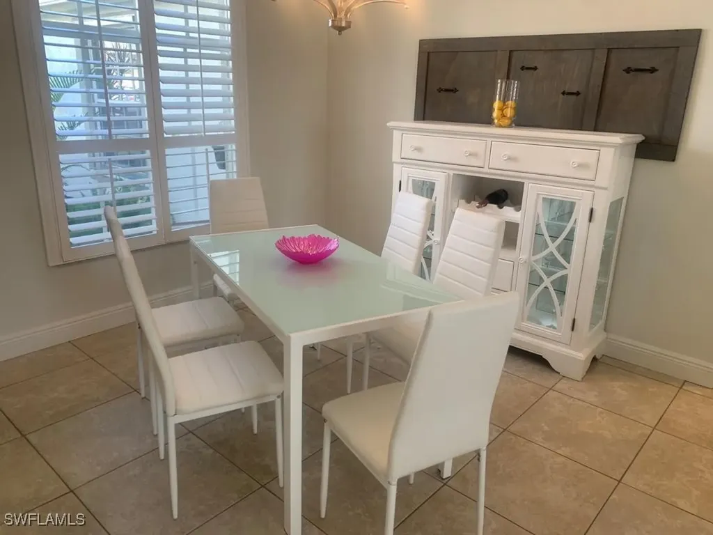 1499 Vintage Lane Naples FL 34104
